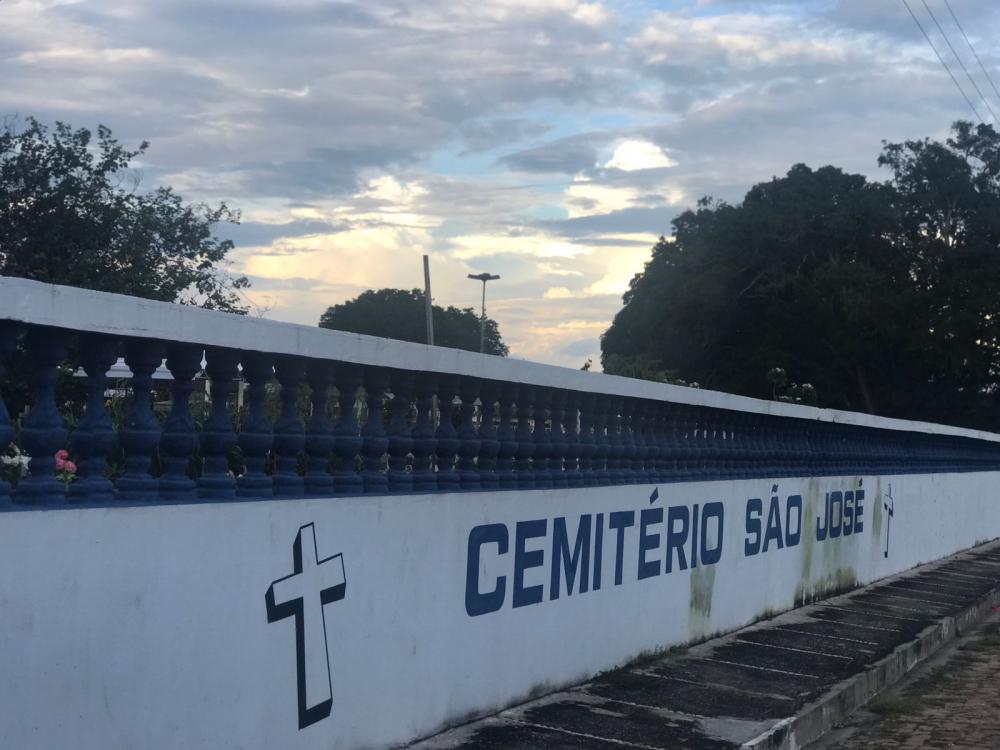 Criminosos furtam fios elétricos do cemitério em Barras PI