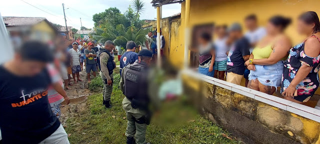 Homem é assassinado a tiros e outro fica gravemente ferido na porta de casa no Piauí