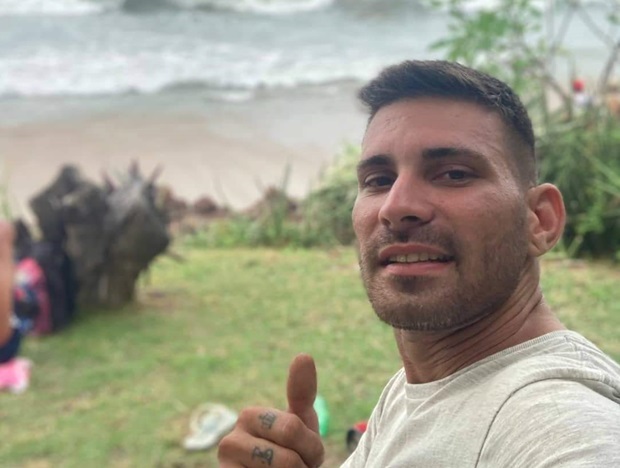 Jovem de 26 anos morre após colisão frontal de veículos no litoral do Piauí