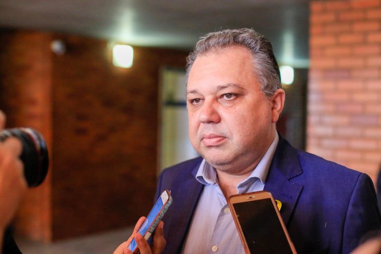 Cerca de 7,2 mil testes rápidos para detectar o novo coronavírus devem chegar aos 224 municípios do Piauí 