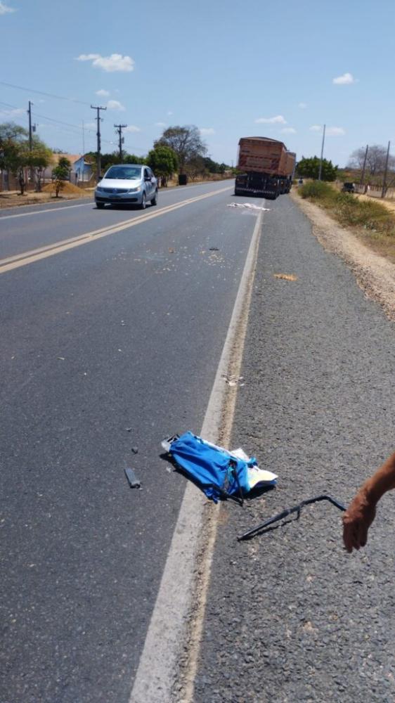 Criança de 7 anos morre após ser atropelada por carreta na BR 316 em cidade do Piauí