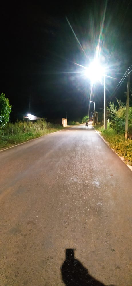 Prefeito Edilson Capote cumpre com a Iluminação de Led do acesso a Vila França em Barras PI