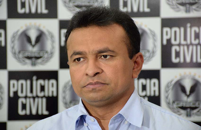 Para o secretário Fábio Abreu, a simples conduta de negociar o benefício já é classificada como “indecente” – Foto: O Dia