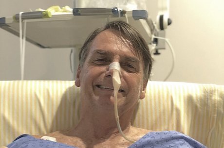 Jair Bolsonaro está internado no hospital Albert Einstein Reprodução/Twitter - 08.02.2019