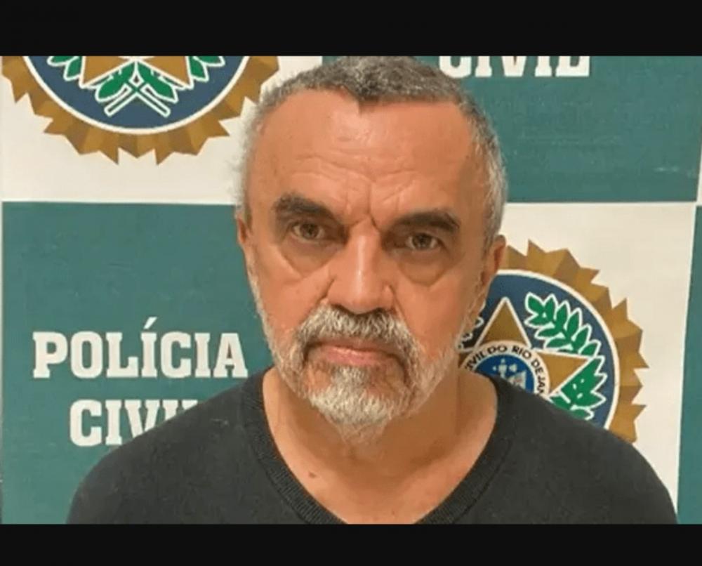 José Dumont foi preso no Rio de Janeiro (Foto: Reprodução/Record TV)