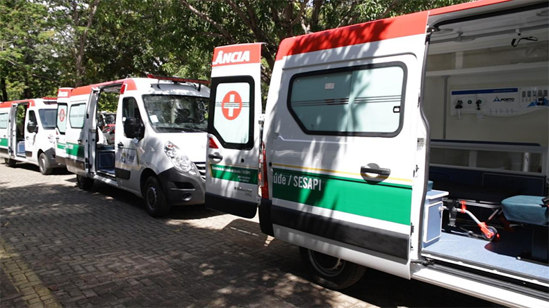 Governo envia 10 ambulâncias para combate à Covid no interior