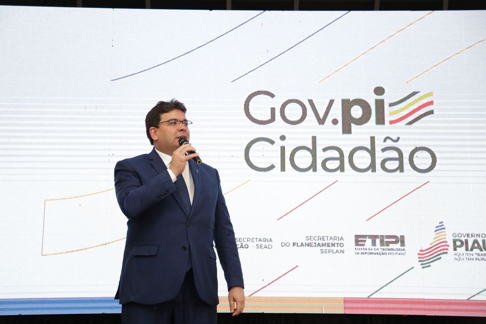 Governador Rafael Fonteles durante lançamento da Plataforma Gov.pi Cidadão (Foto: Regis Falcão