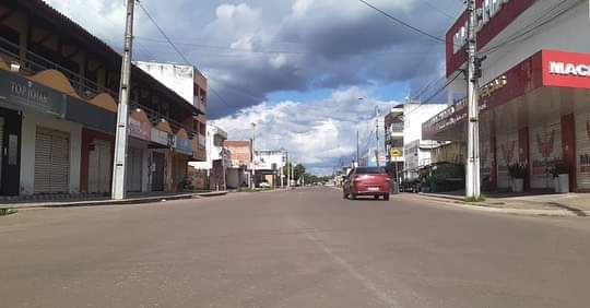 Covid-19: Prefeitura de Barras PI interdida avenida Pinheiro Machado 