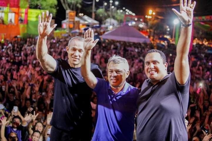 Assessoria de Comunicação e Mauro Robert 